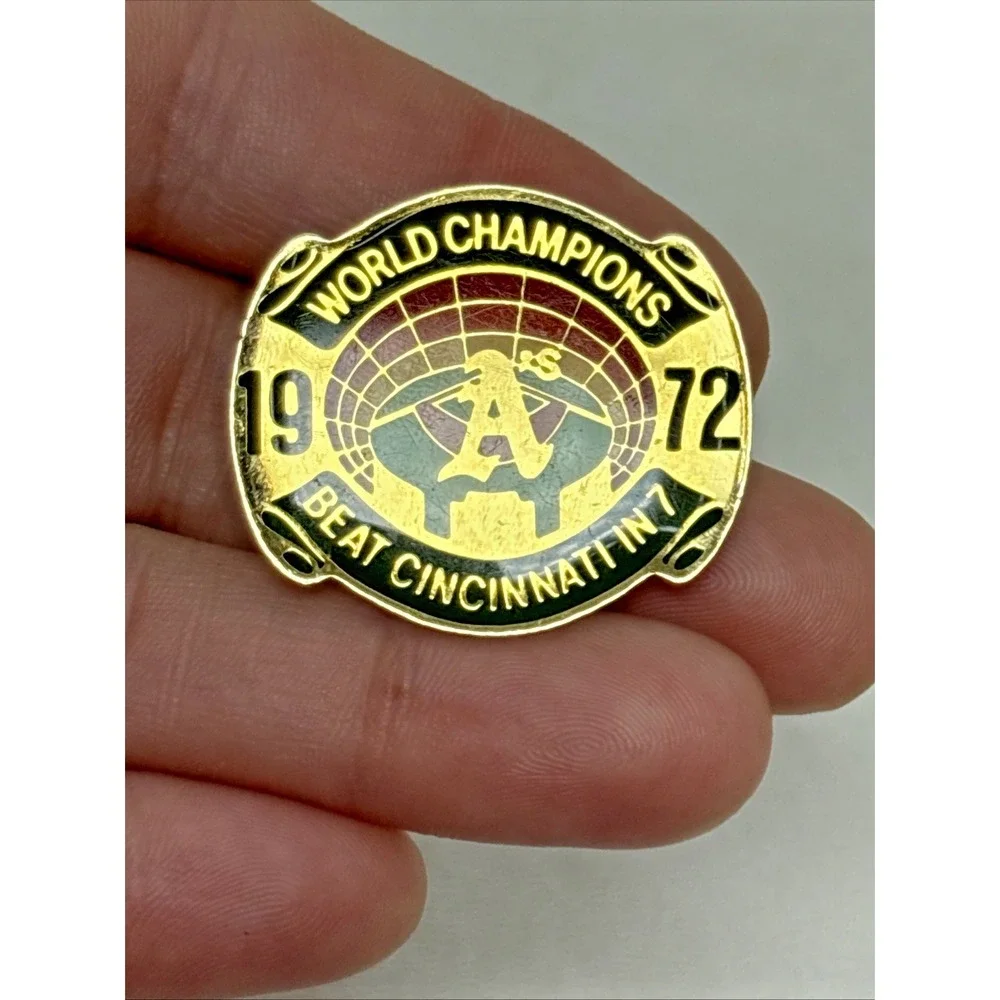 1972 A's World‎ Champions Beat Cincinnati 76 Unocal Promo Enamel Pin 70s